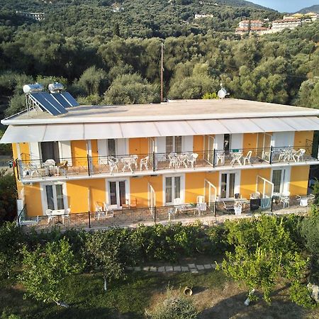 Silvia Aparthotel Парга Екстериор снимка