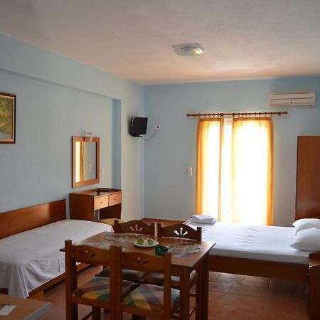 Silvia Aparthotel Парга Екстериор снимка