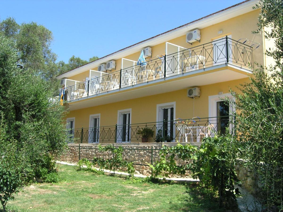 Silvia Aparthotel Парга Екстериор снимка