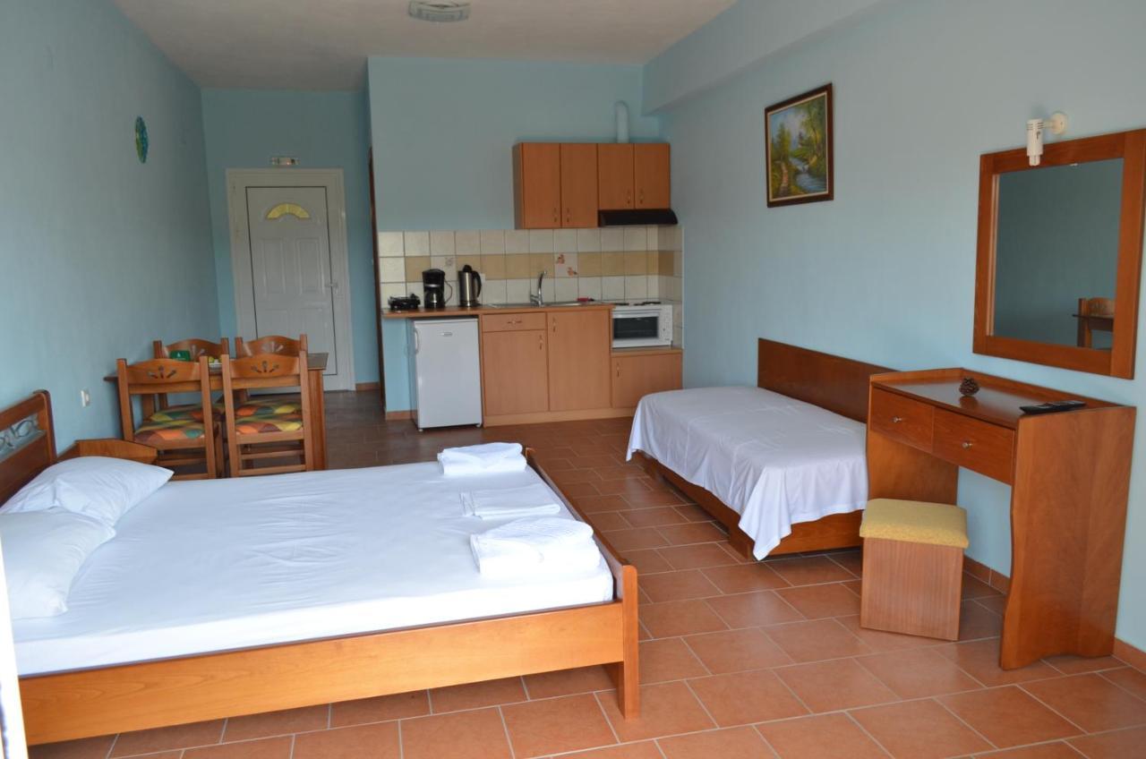 Silvia Aparthotel Парга Екстериор снимка